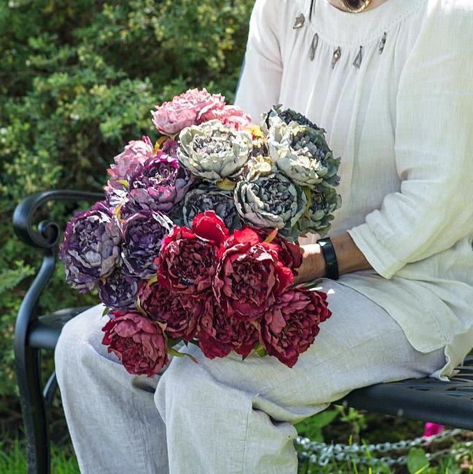 PEONY BOUQUET, OPEN - GREY