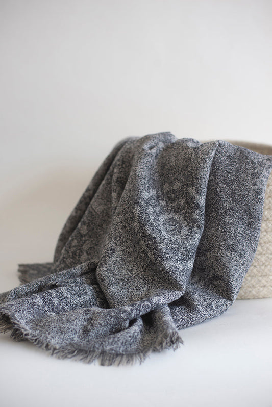 LINEN THROW NELSON - NATURAL/BLACK